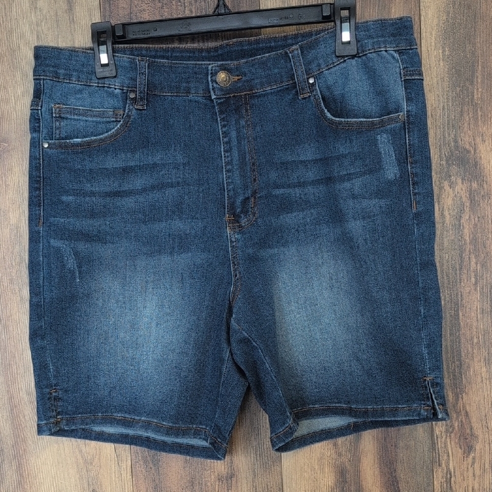 Grace & Lace Blue Side Slit Casual Jean Shorts 16       -604R